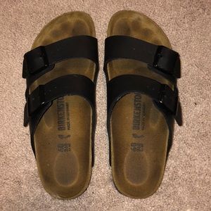 Black Birkenstock’s